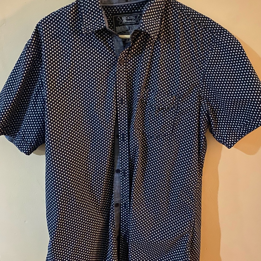 Men’s Broken Threads Button Down Shirt